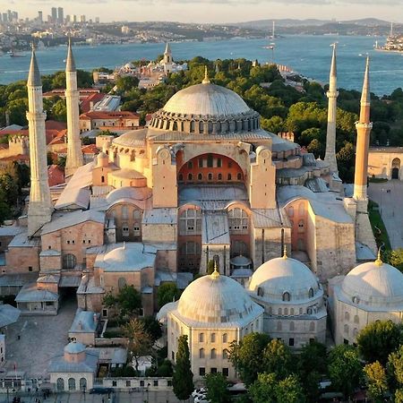 Hagiasophia Donat Suites Istanbul Exterior photo